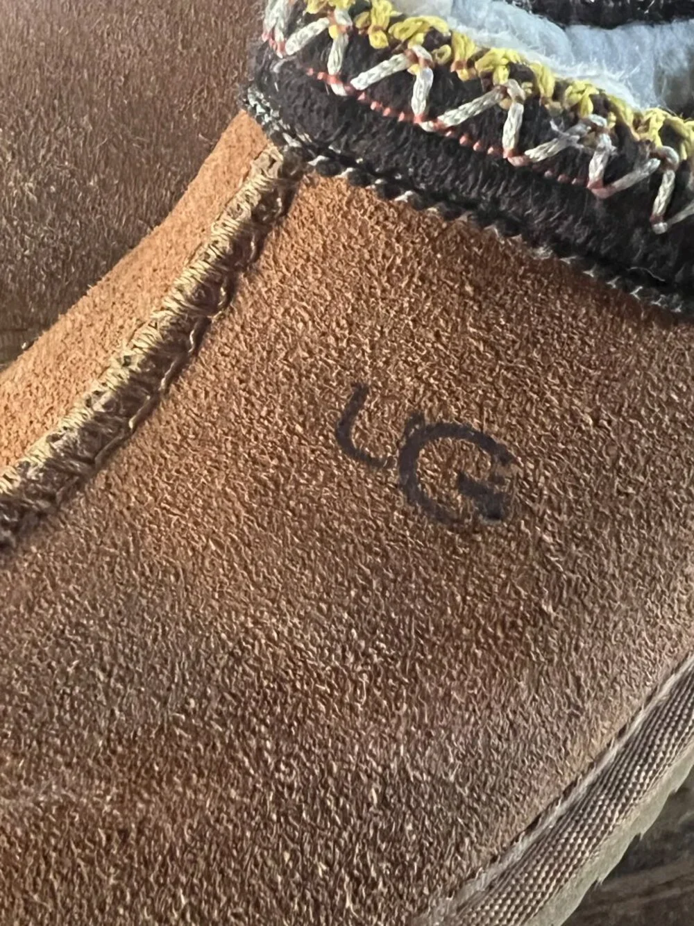 Little Girls UGG SIZE 4
